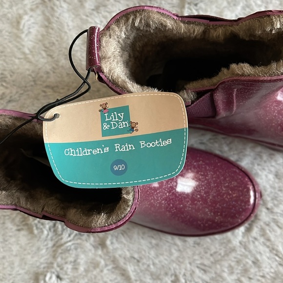 Lily & Dan Girls Rain Boots SZ 9/10 Plum Sparkle
Ankle Faux Fur - Picture 4 of 7